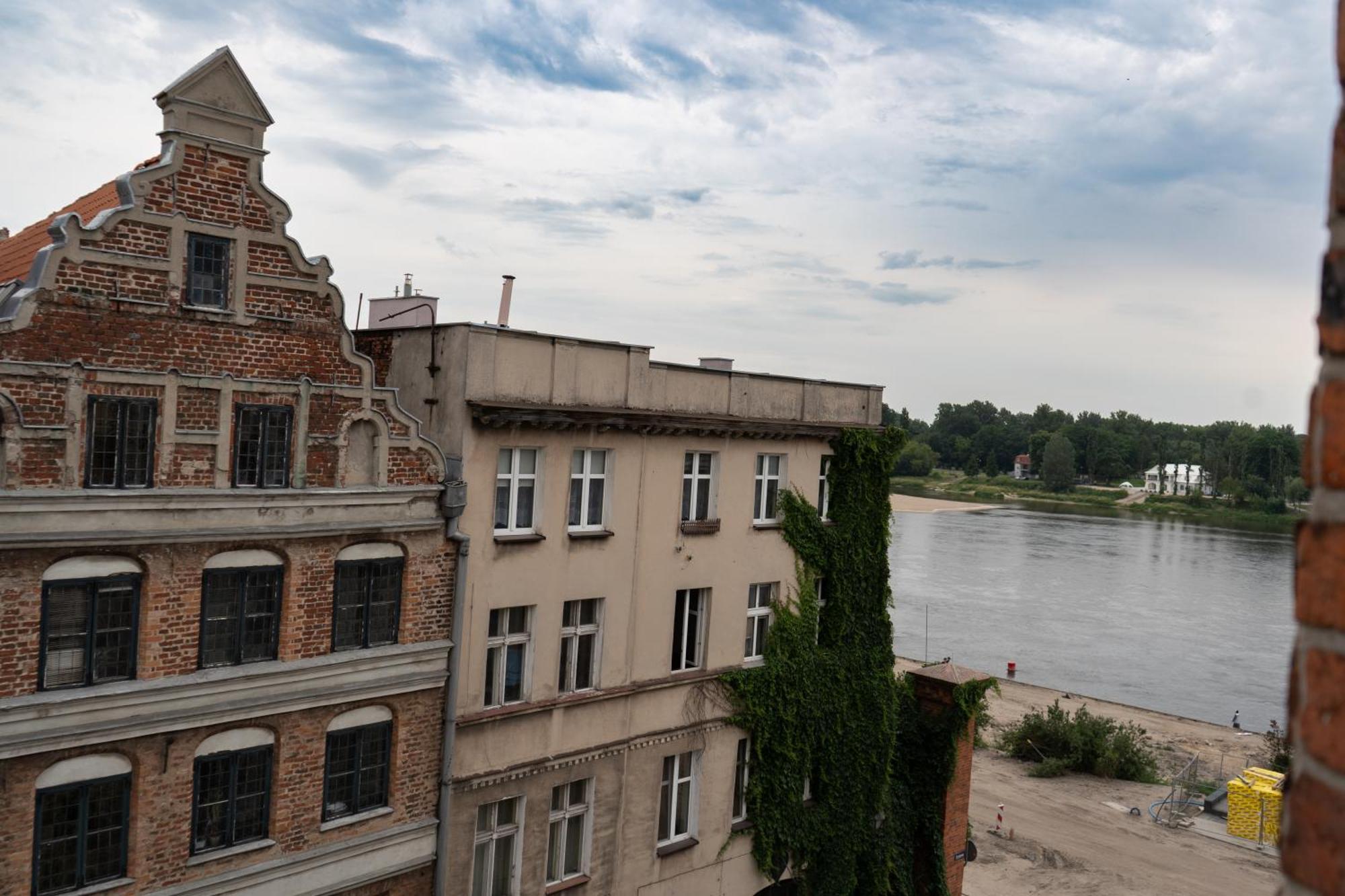 Апартаменты Gotyk Na Dotyk Z Tarasem Na Dachu Торунь Экстерьер фото